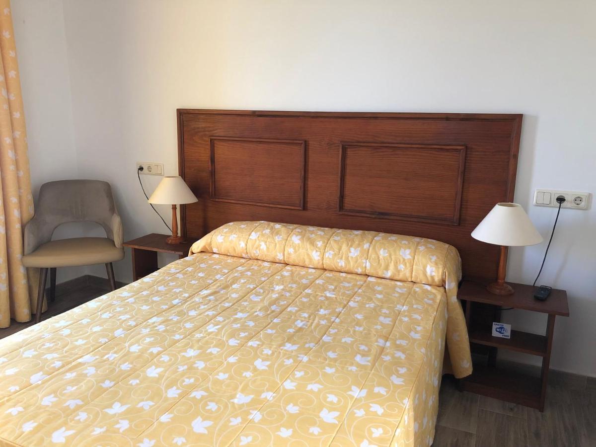 Hostal Loreto เดเนีย ภายนอก รูปภาพ