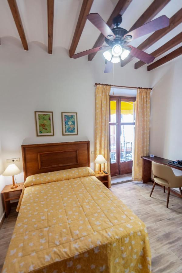 Hostal Loreto เดเนีย ภายนอก รูปภาพ